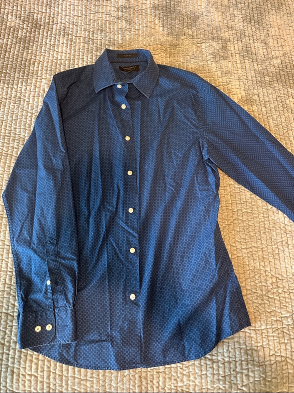 Banana Republic Blue Micro-Pattern Athletic Fit Shirt